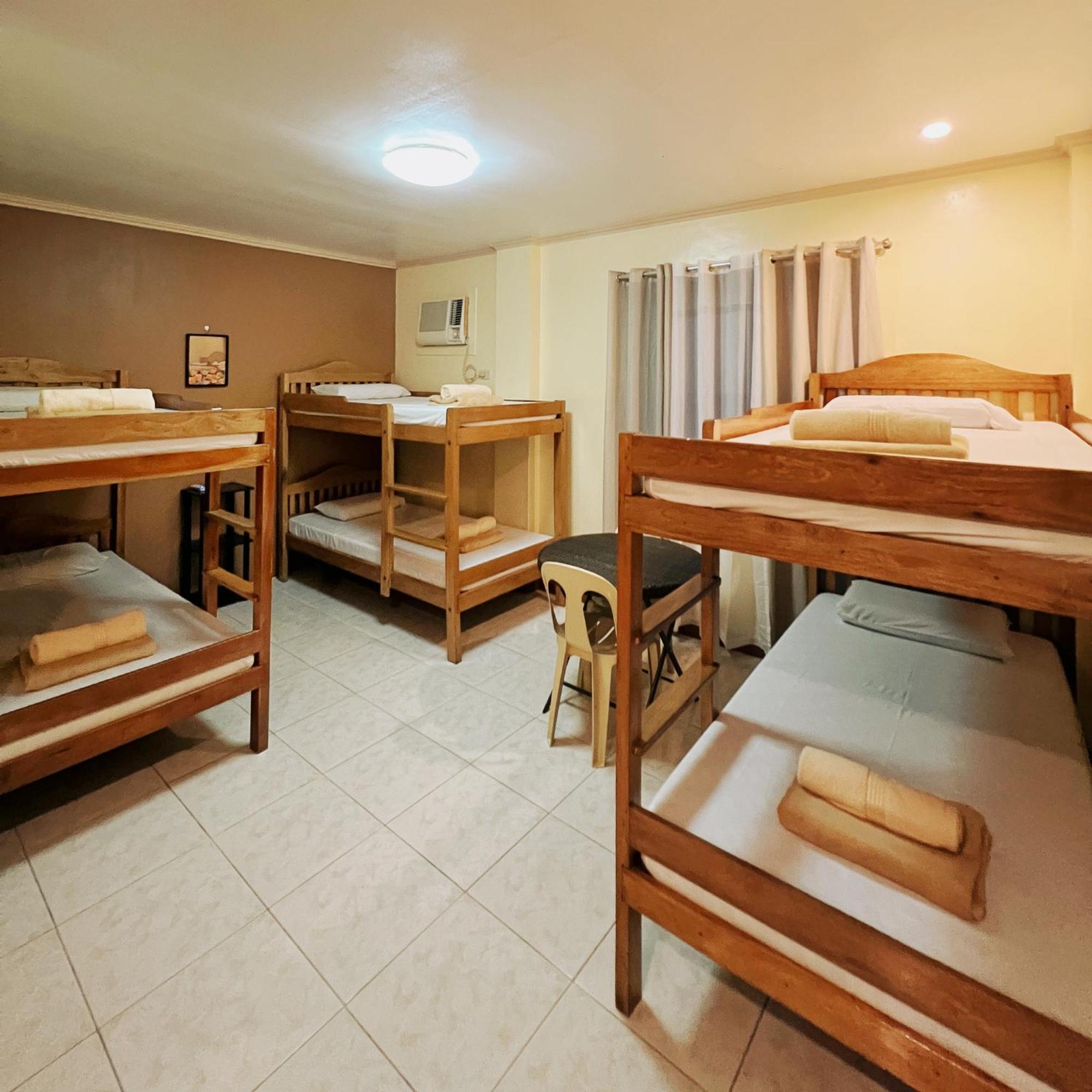 Balayong Pension Puerto Princesa Luaran gambar